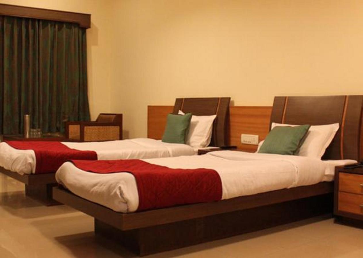 Jaffer Bhai'S Brickland Hotel Panchgani Buitenkant foto
