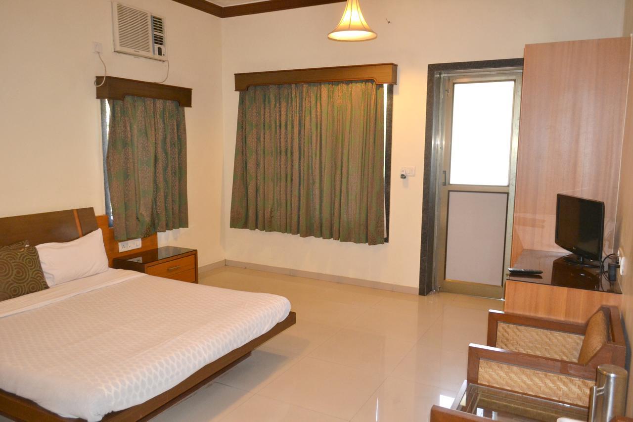 Jaffer Bhai'S Brickland Hotel Panchgani Buitenkant foto