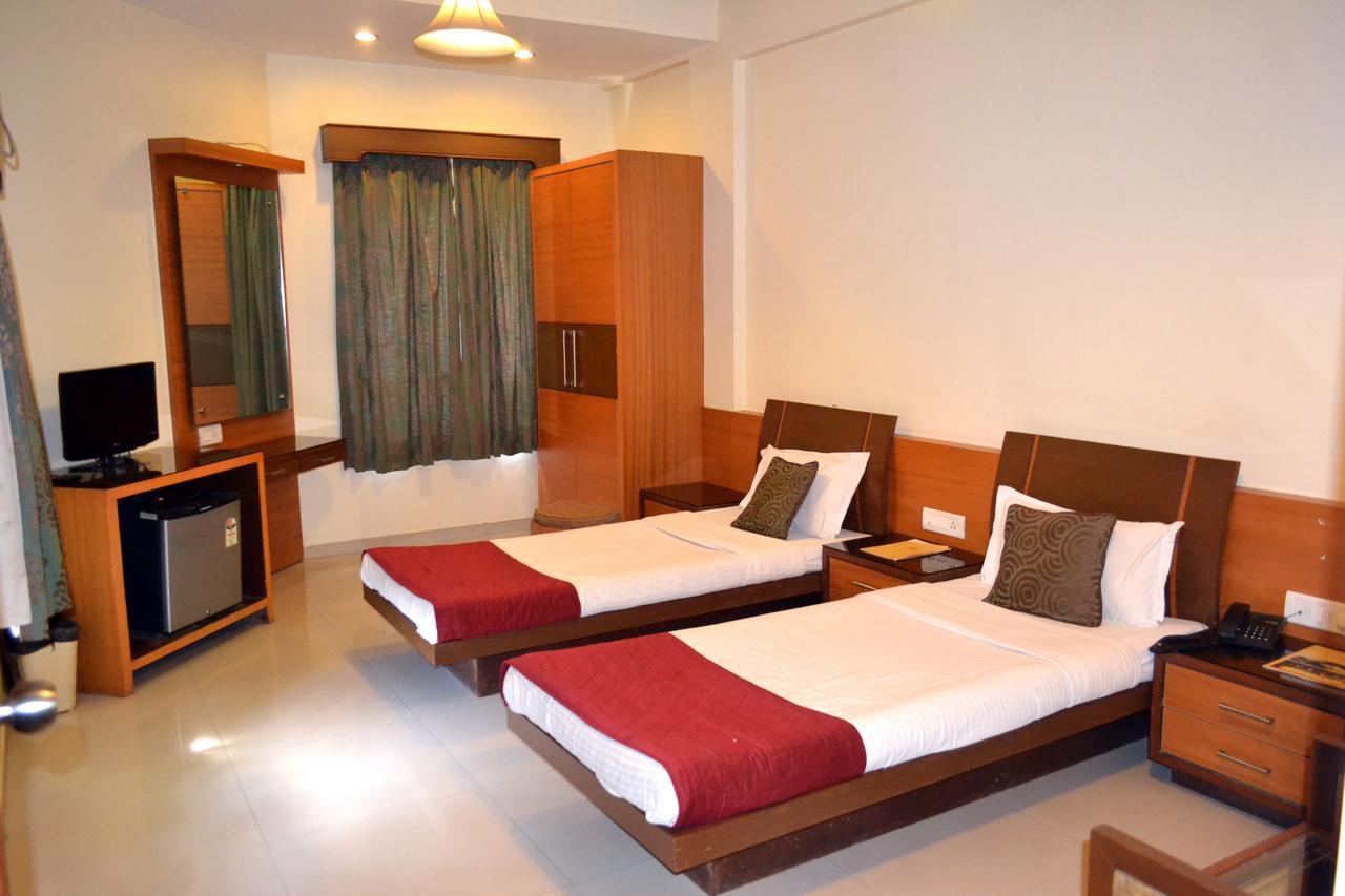 Jaffer Bhai'S Brickland Hotel Panchgani Buitenkant foto